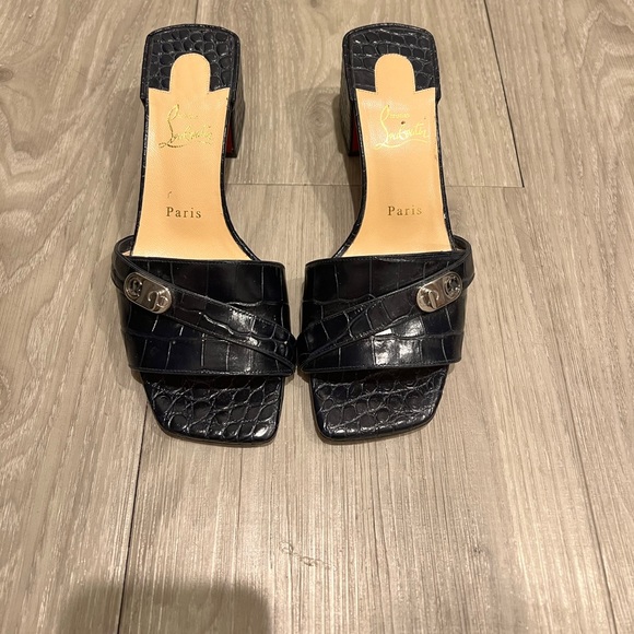 Christian Louboutin Shoes - 🌸Host Pick🌸 Louboutin Dark Navy Mules Sz 38.5